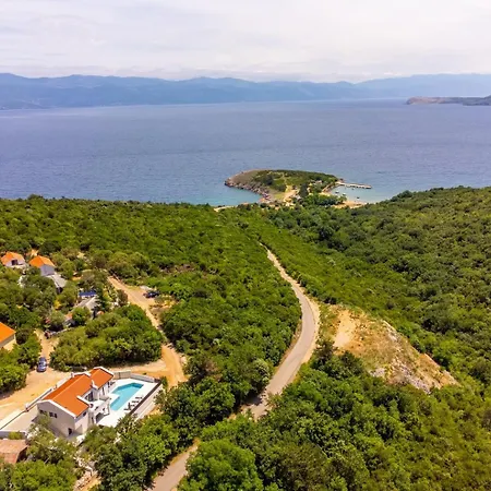 Greta Heated Pool 40m2, Sea View Villa