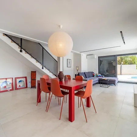 Villa Greta Heated Pool 40m2, Sea View