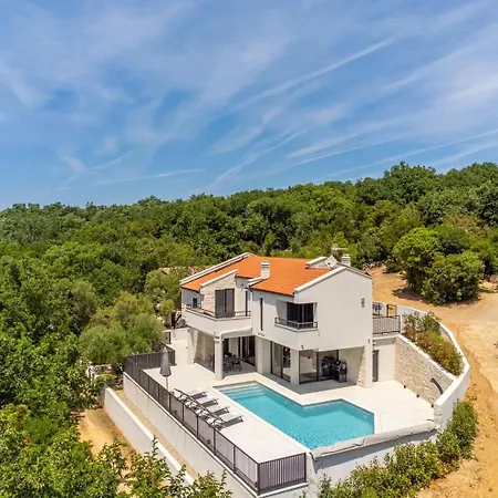 Villa Greta Heated Pool 40m2, Sea View Risika